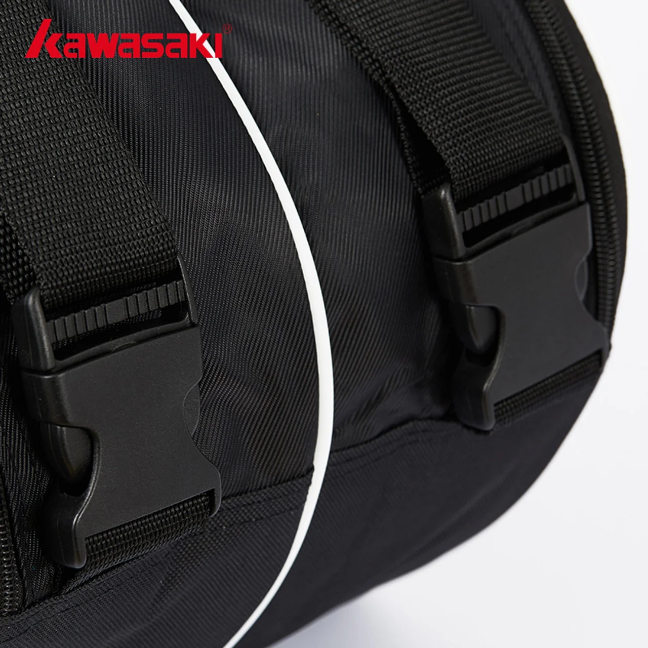 Kawasaki Badminton Bag (6 racquet) K1G00 - A8608 - 1 (Black/Gold) - Image 5