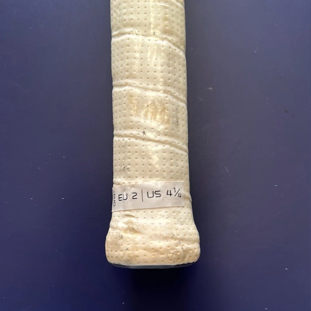 Wilson ULTRA 97 Tennis Racket Grip Size 2 Weight 310G - Image 5